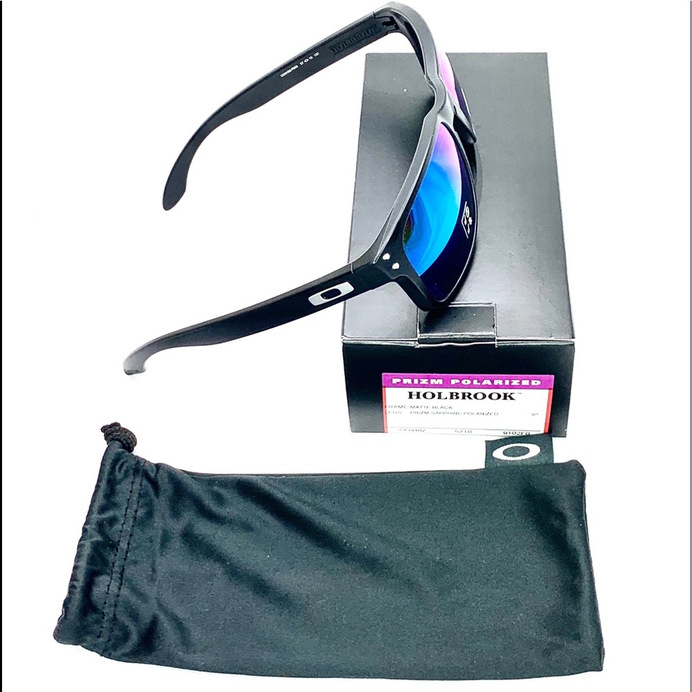 Oakley Polarized Holbrook Matte Black Frame - Picture 4 of 5